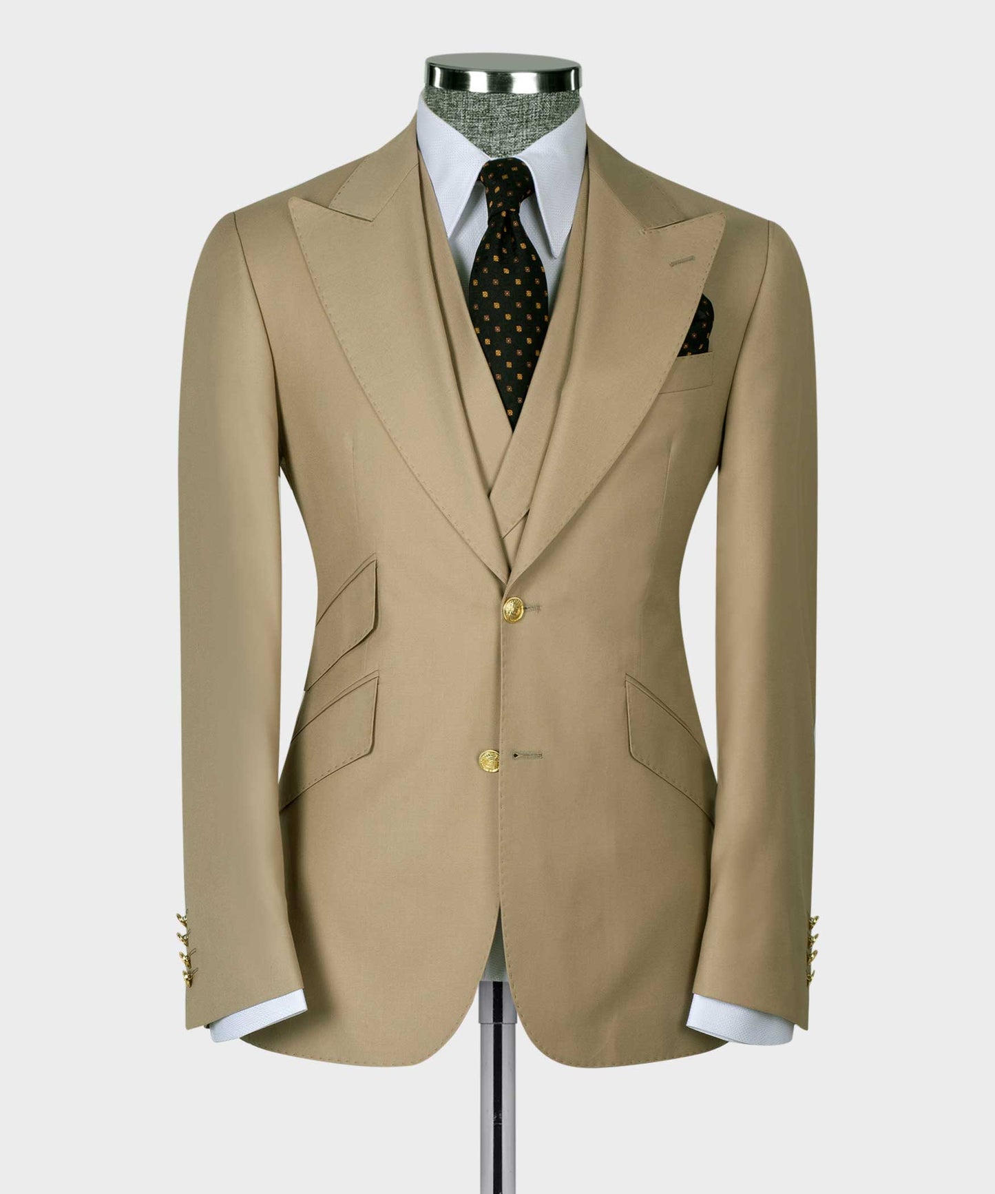 Big size suit with three pieces