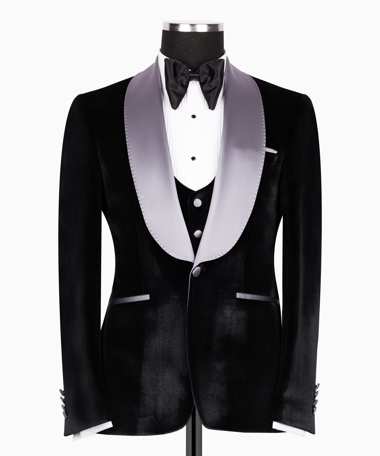 Velvet tuxedo with belt