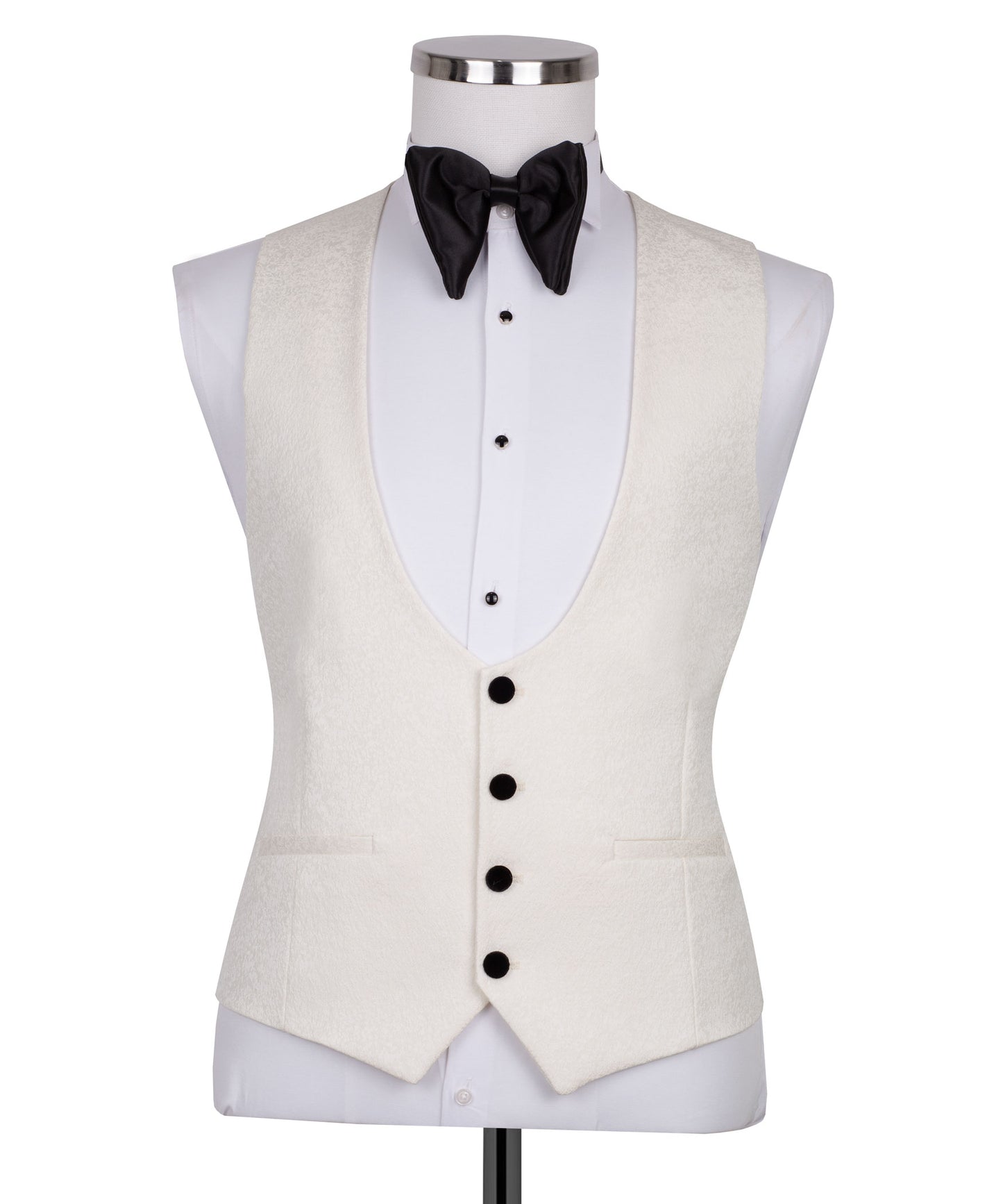 Velvet collar cream tuxedo