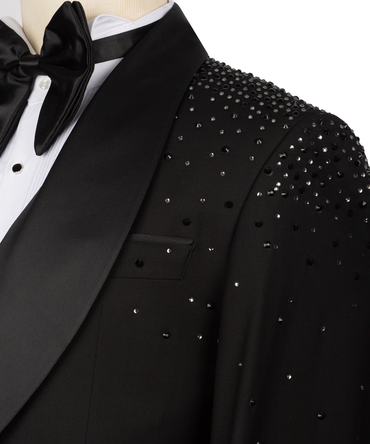 Shoulder stone work tuxedo
