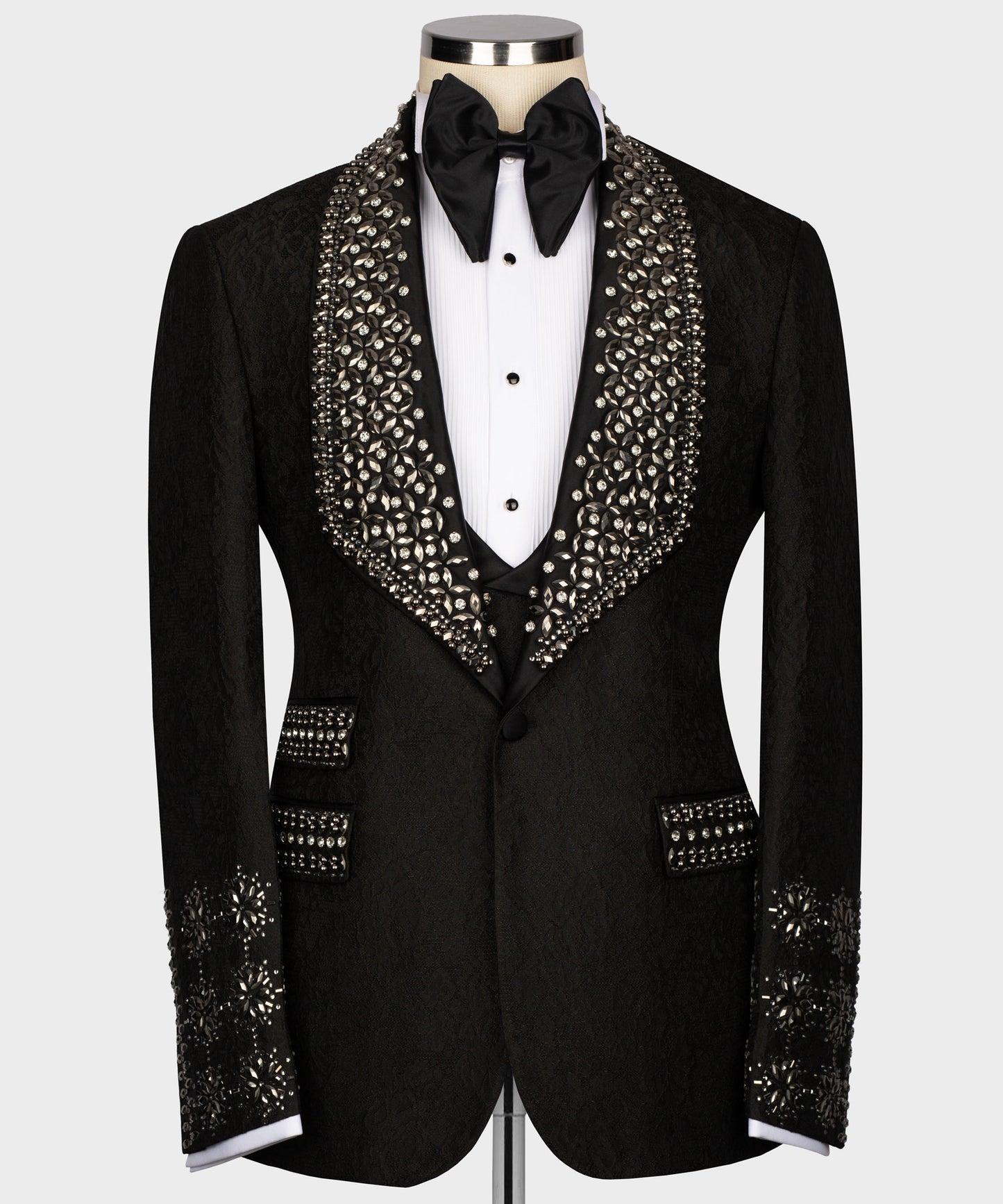 Anthracite stone embroidered tuxedo