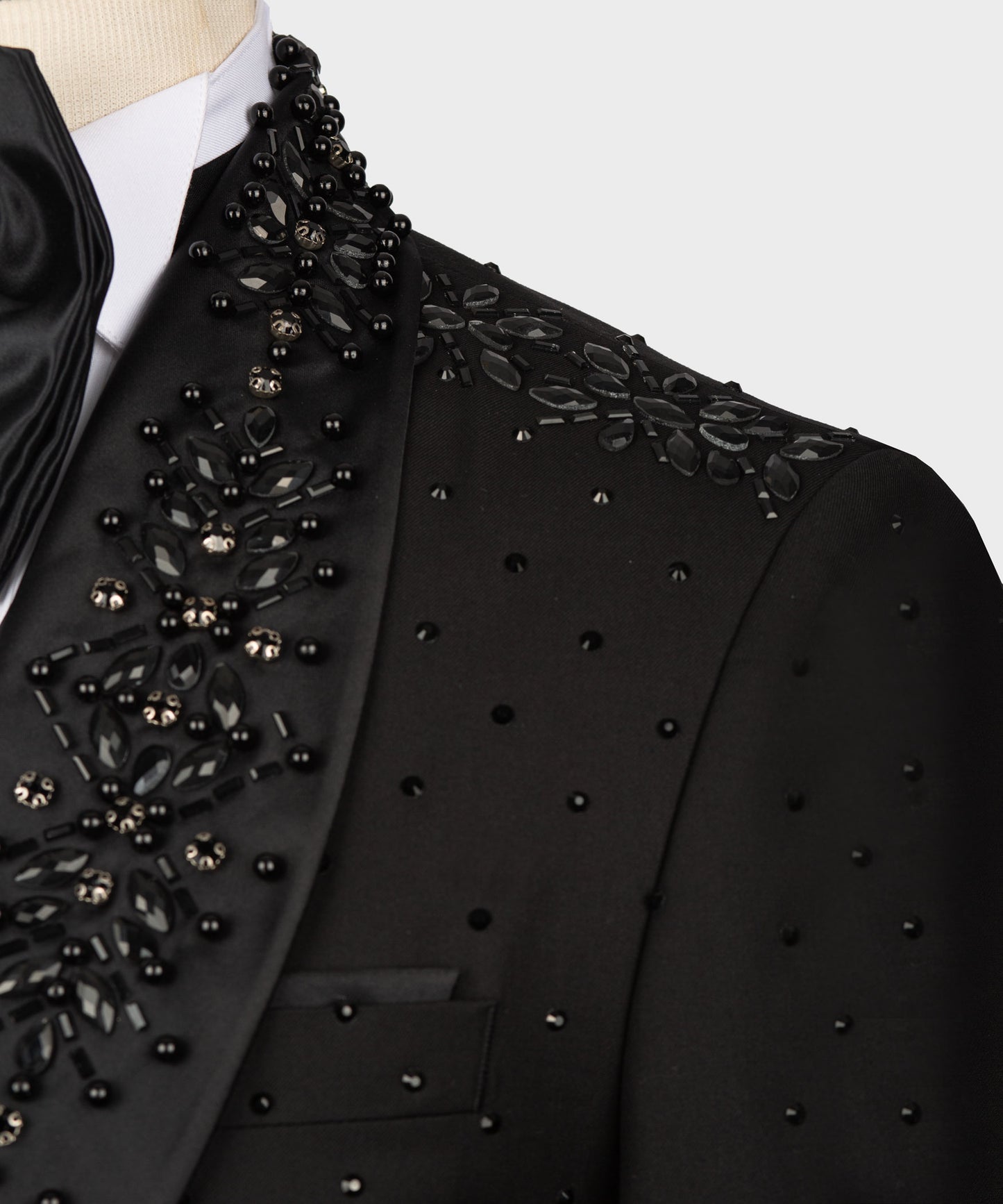 Jacket front and back stone embroidered tuxedo