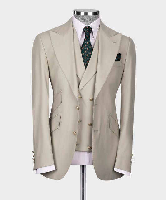 Big size suit with three pieces