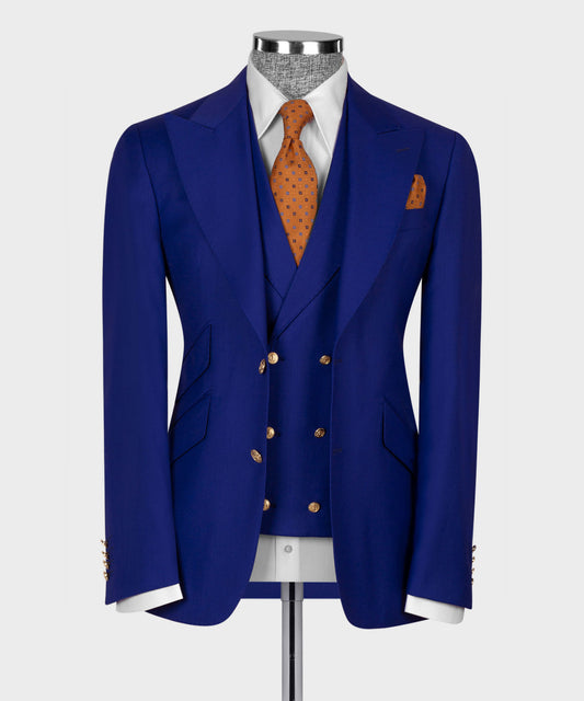 Big size suit with three pieces