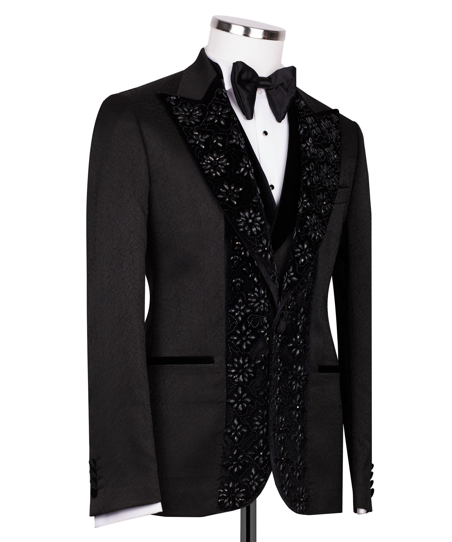 Velvet collar embroidered tuxedo