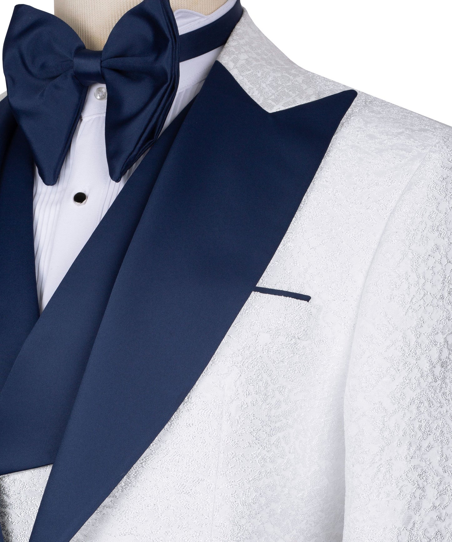 Navyblue collar white tuxedo